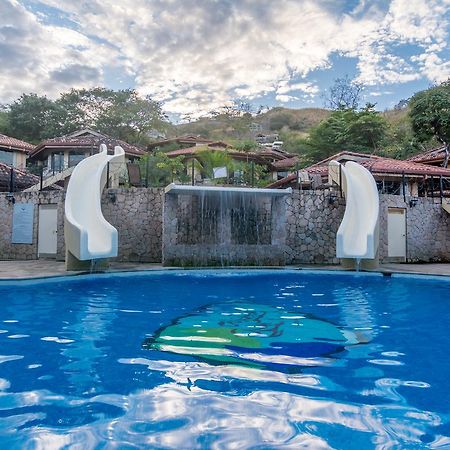Villa Hermosa Heights 플라야 에르모사 외부 사진
