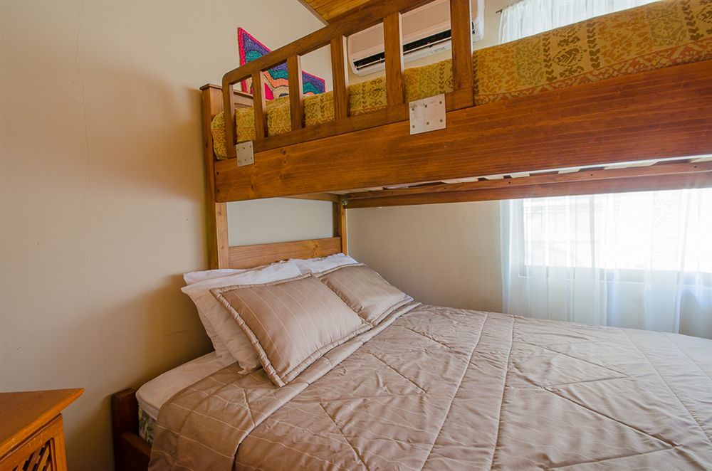 Villa Hermosa Heights 플라야 에르모사 외부 사진
