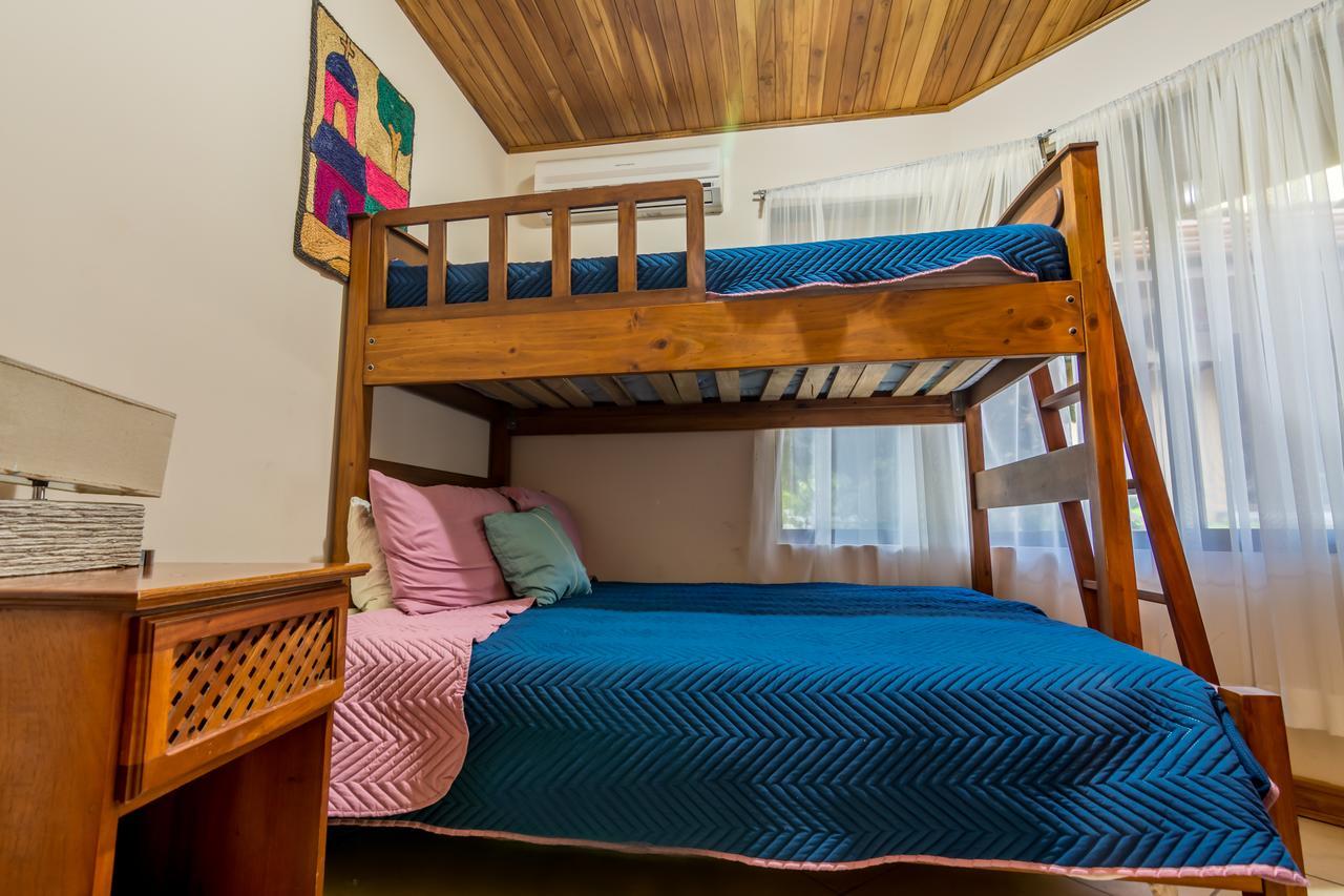 Villa Hermosa Heights 플라야 에르모사 외부 사진